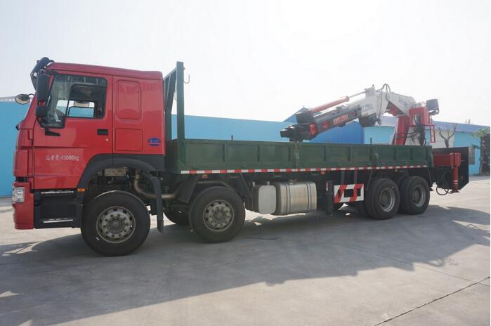40 ton heavy duty truck mounted crane