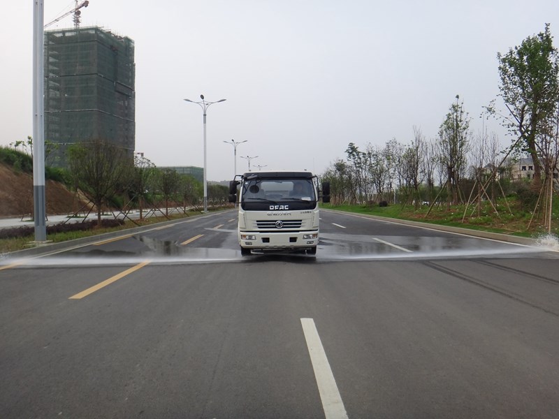Dongfeng 8cbm Water Tank Truck