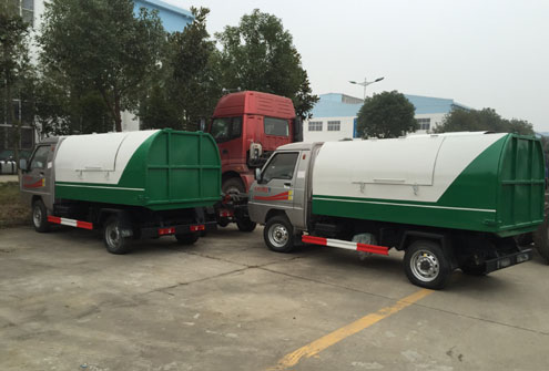 dongfeng mini hermetical garbage transport truck