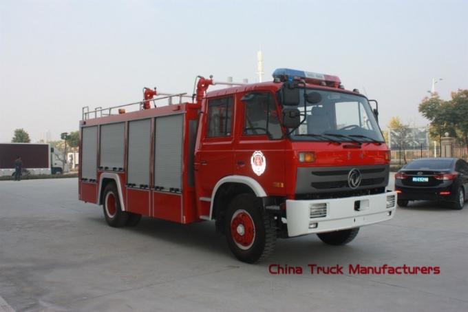 Dongfeng 4x2 5000Litres water tank fire truck
