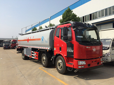 FAW 6*2 capacity 20000L Crude transport tank truck