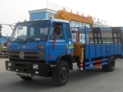 Dongfeng 6.3 ton truck mounted crane