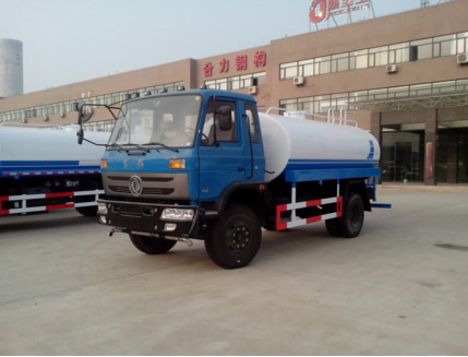 Dongfeng 12000 liter water tank truck