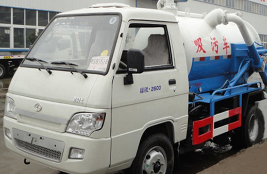 FOTON 4000L Vacuum  Sewage Suction Truck