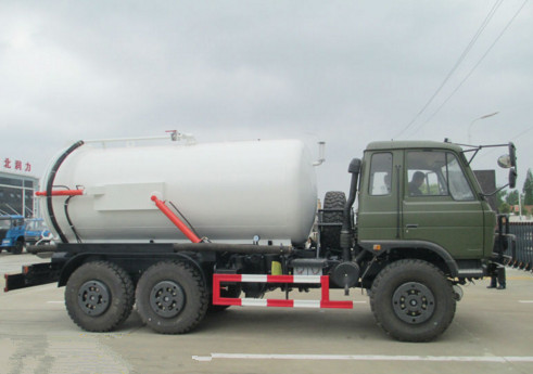 Dongfeng All Wheel Drive Off Road 6*6 Vacuum Sewage Truck