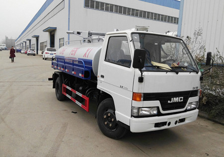 JMC fecal tuction truck capacity 4000L