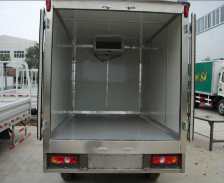 FOTON 3 tons freezer box truck
