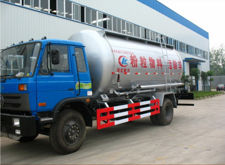 Dongfeng 4*2 bulk cement truck