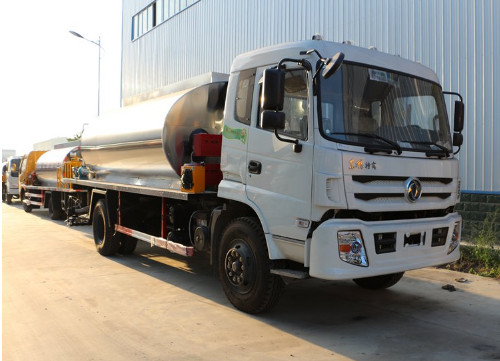 Dongfeng 10000liters 4X2 bitumen sprayer truck