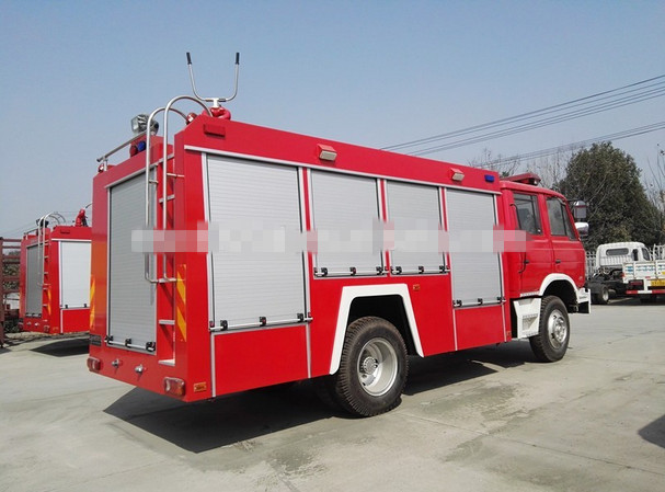 New 6-8CBM Water Foam Fire Engine