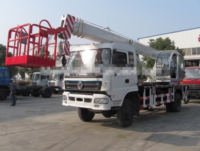 Dongfeng 5 ton truck crane