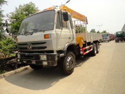 dongfeng 12ton truck with loading crane