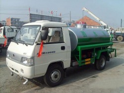Foton 1500L mini water tank truck road sprinkler