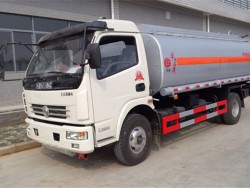 8.26 m³ Mobile Fuel Tank Truck