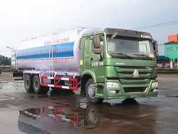 3 axles 25000L Bulk materials transport truck