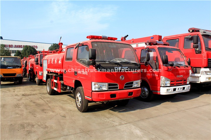 Small 5000L High Pressure Fire Fighting Watering Truck