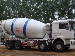 12 cubic meters 8x4 SHACMAN 336HP concrete cement mixer truc