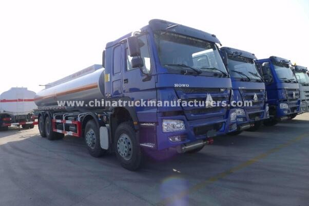 SINOTRUK HOWO 8x4 35000L Oil fuel tank truck