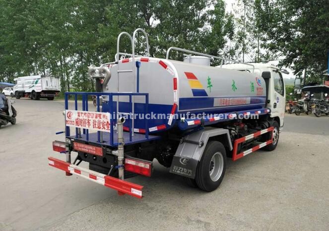 left hand drive dongfeng 5ton water spraying truck