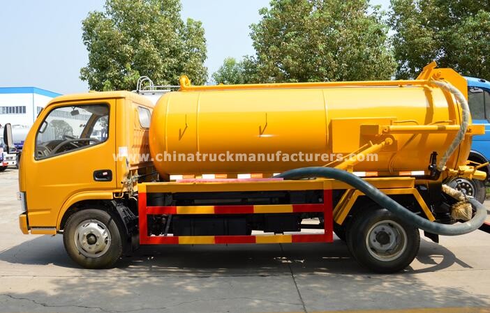 Small Cheap 4x2 3000L Widely Vacuum Sewage Suction Truck