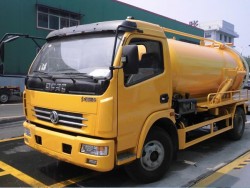 sewer cleaning vehicle 6000 liter Sewage Suction Truck