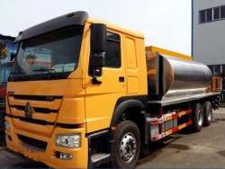 Howo 12Ton Asphalt Bitumen Sprayer Truck