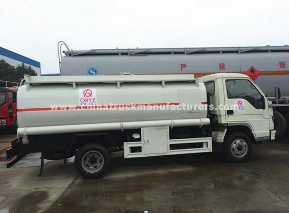 3000 liters Foton 4x2 right hand drive fuel tank truck