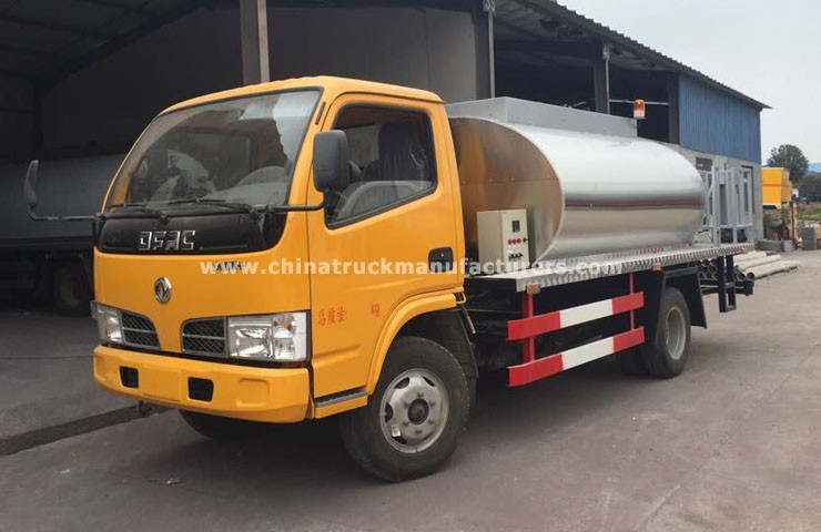Dongfeng 4x2 0.86 cubic meters small asphalt distributor