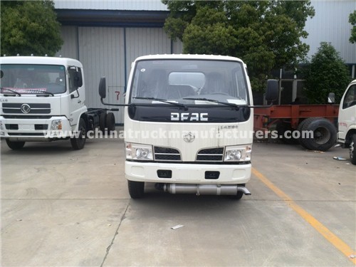 Dongfeng 5000 liters small capacity fuel tank truck