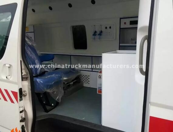China Diesel ICU Ambulance Car