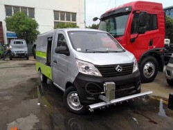 DONGFENG sewage cleaning vehicle 4x2 high pressure washing truck