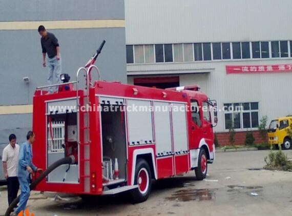 Dongfeng 4x2 190 HP foam fire truck