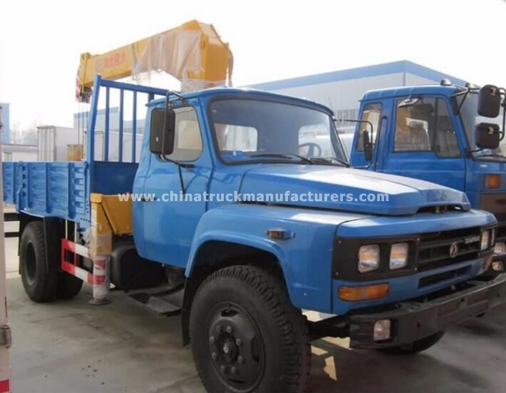 DongFeng 3.2ton mini truck mounted crane