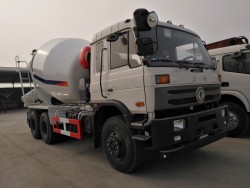 LHD/RHD 8M3 Dongfeng 6*4 construction mixer truck