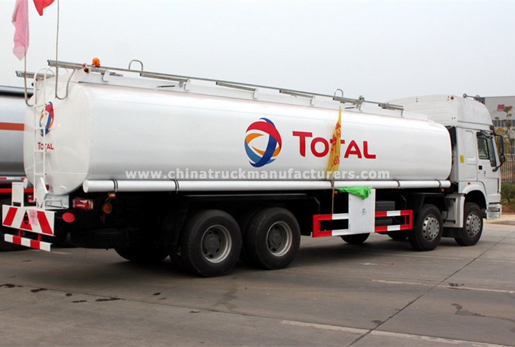 SINOTRUK HOWO 10000 Gallon Fuel Tanker Truck