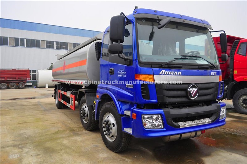 China FOTON 8000 gallon fuel trucks