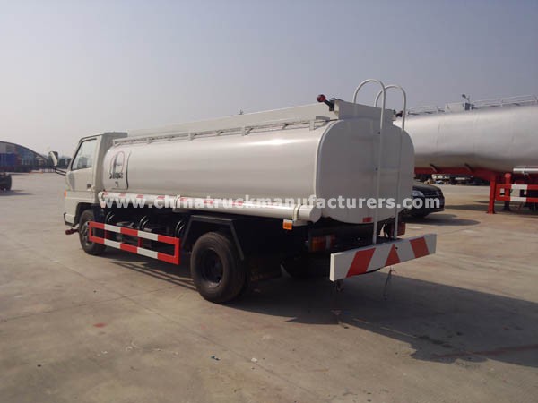China JMC 750 gallon fuel trucks