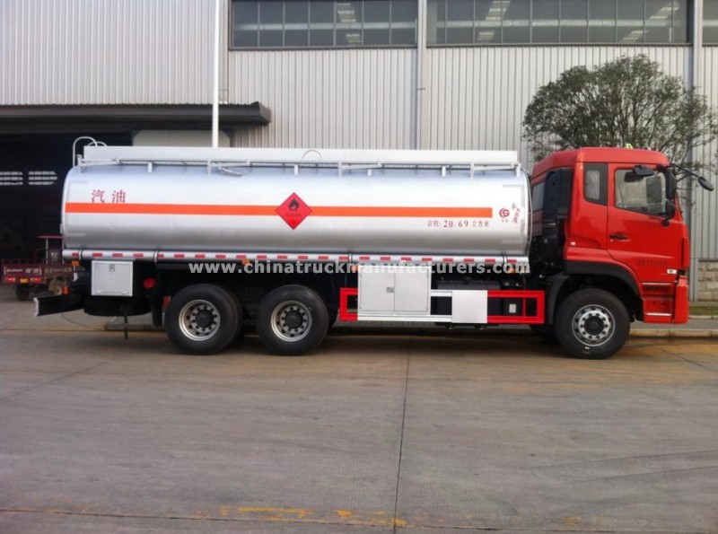 China Dongfeng 6000 gallon fuel tank trucks