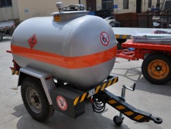 China 200 gallon fuel trailer
