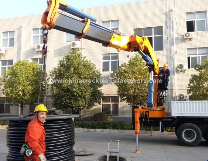 China 30 ton truck mounted crane