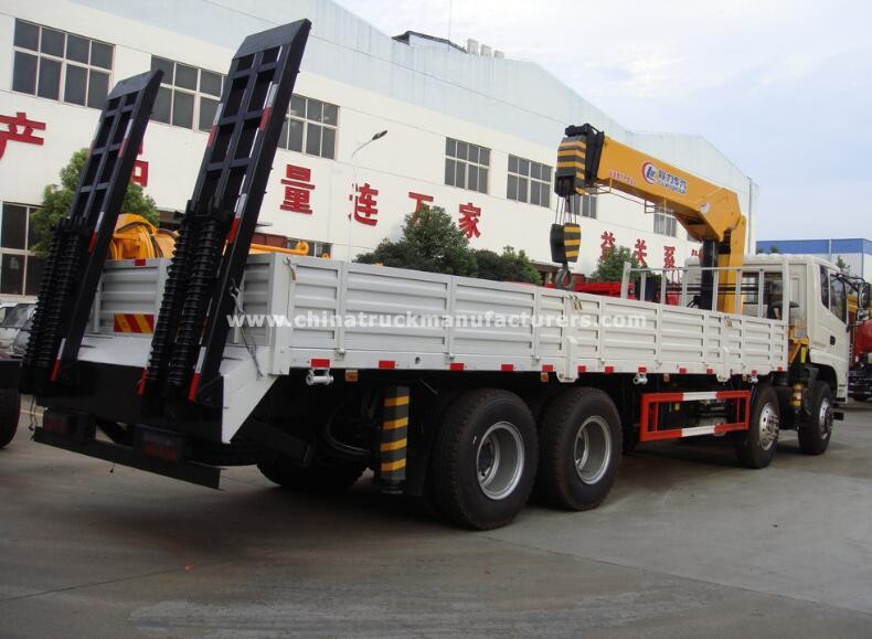8*4 China 17 ton crane truck