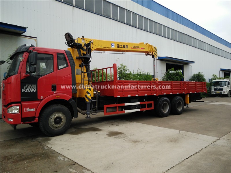 6*4 China 12 ton crane truck