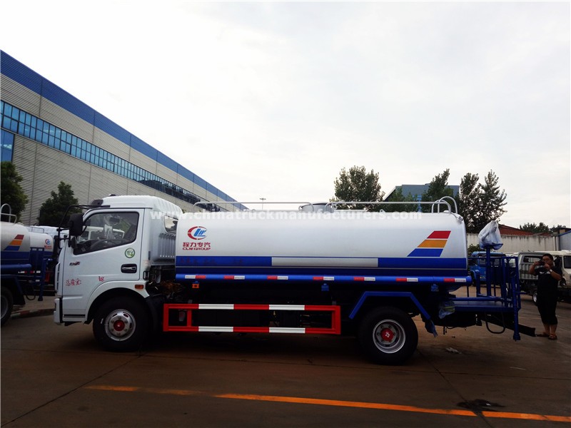 DONGFENG 4x2 1500 gallon water tank truck