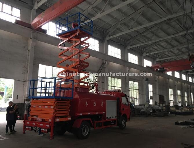 China 4x2 5 ton water tank fire engine truck