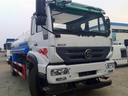 Used SINOTRUK STEYR 4x2 11000 liters water truck
