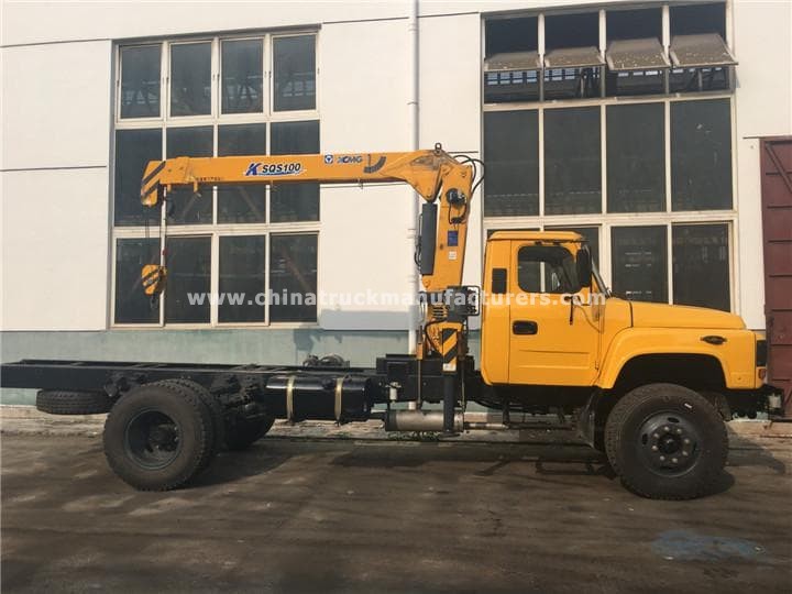 Dong Feng 140 4 ton truck with lifting crane