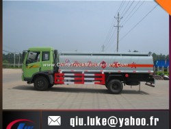 High Quality FAW 4*2 Anti Corrosion Oil Tank Truck