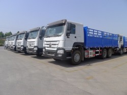 HOWO 6X4 Cargo Trucks 30t Sinotruk Heavy Duty Cargo Box Truck