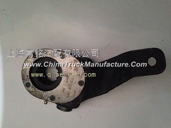 5001141-C1100 Dongfeng Tianlong kingrun rear suspension bracket