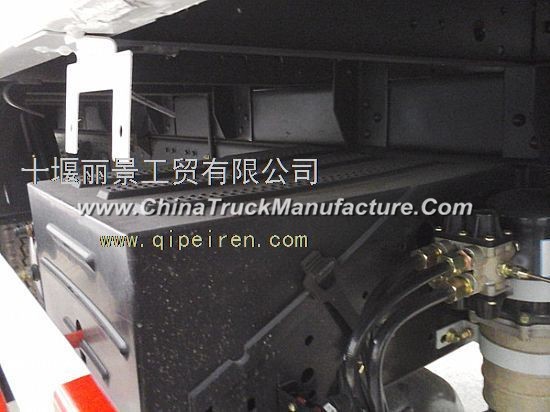 Dongfeng Gen Pu D701 battery and battery cover assembly